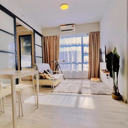 合一民宿 Unity Homestay At Jesselton Quay New Seaview Netflix 2-6Pax Free Parking